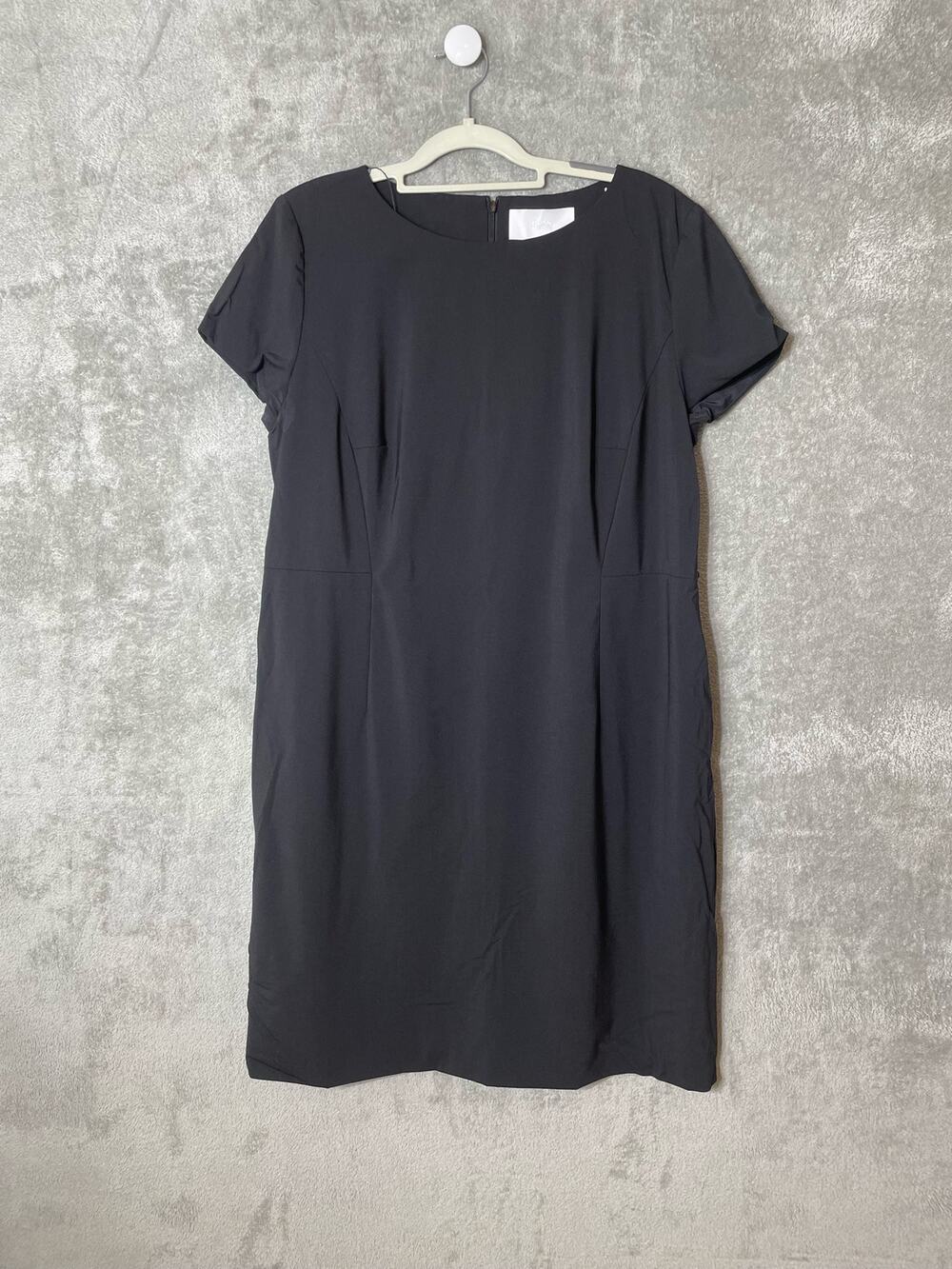 Boss Hugo Boss Dress Size Large Black Cap Sleeve Minimalist Office